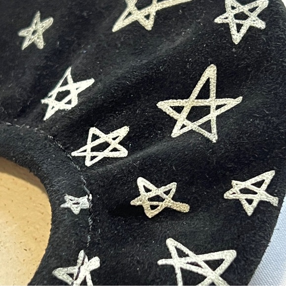 Storehouse Flats Sketched Stars Suede Slip-On Flats Size 8 Excellent Condition - Picture 4 of 8